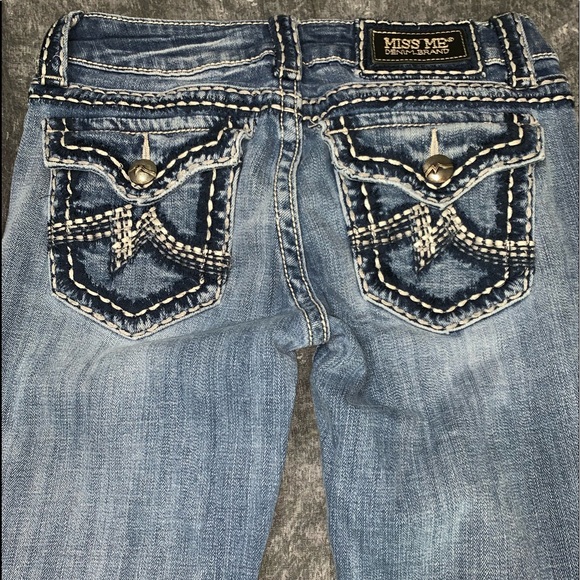Miss Me jeans - Picture 2 of 3